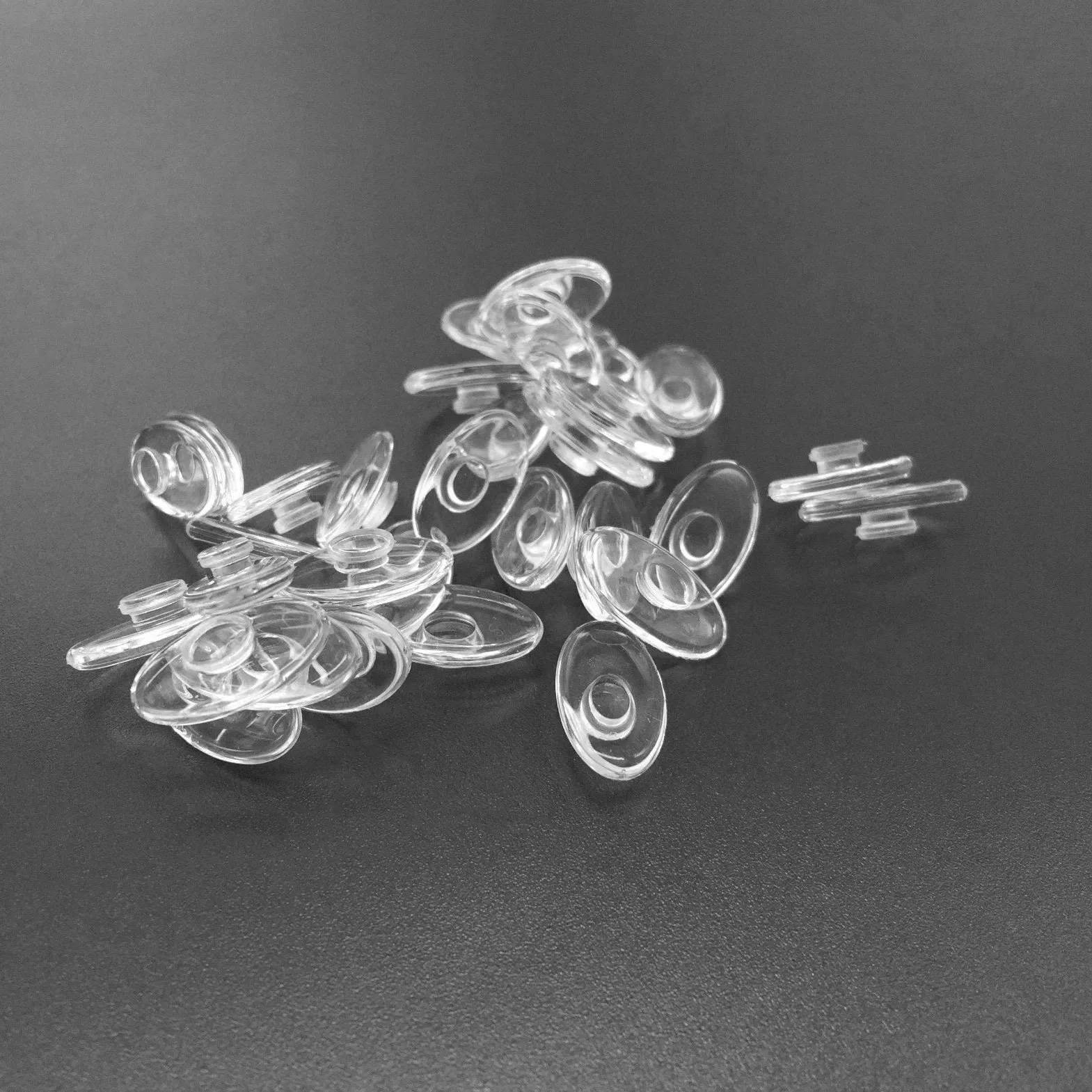 China Manufacture Supplier Adhesive Soft Silicone Nose Pad Fashion Glasses Silicone Nose Pads for Eyeglasses