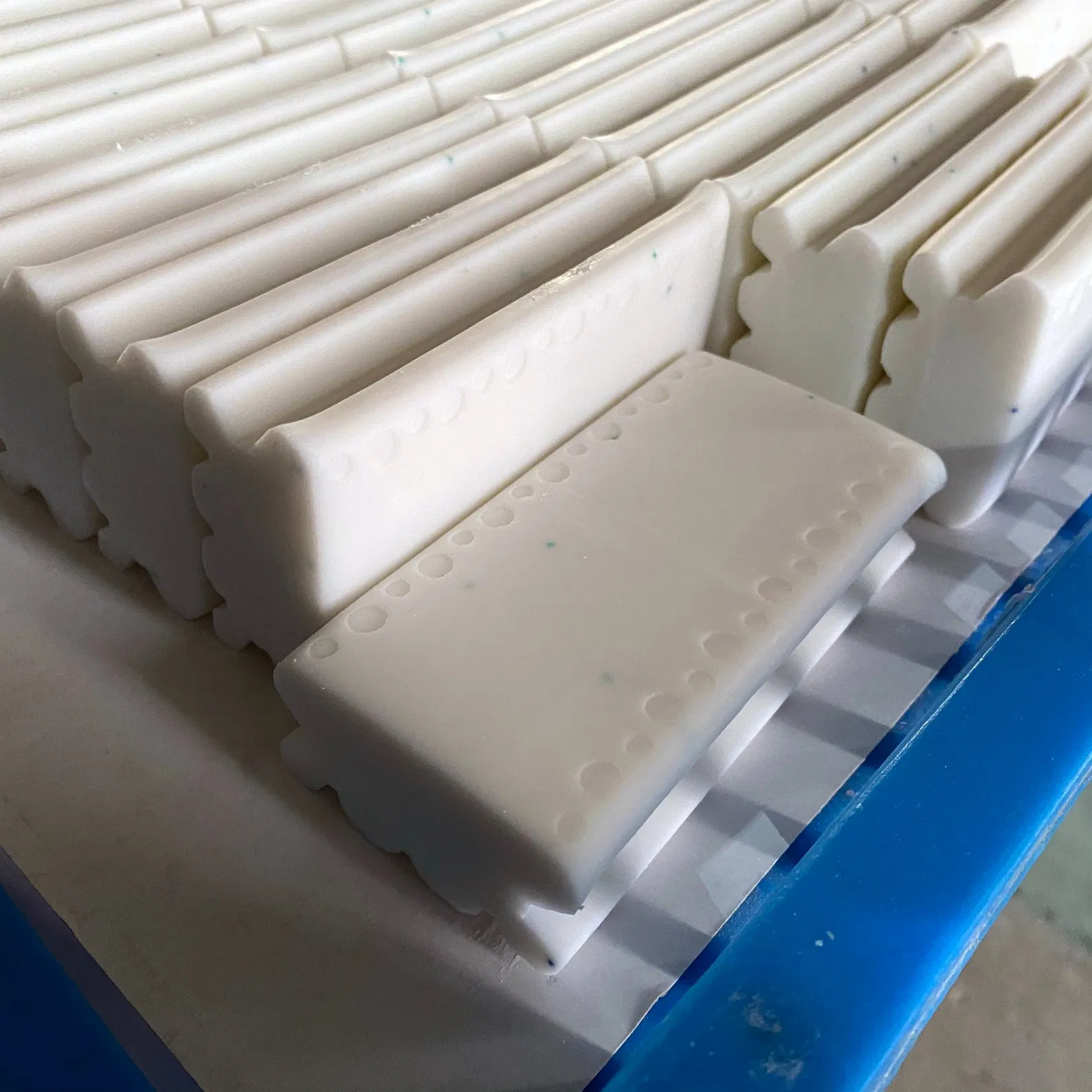 Old Soap & Brush Powerful Stain Remover Laundry Soap Bar Non-Additive-Whitening Underwear Cleaning Soaps