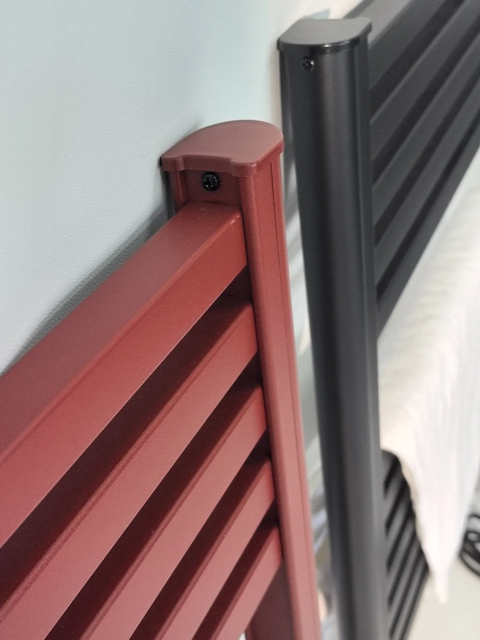 300W Tl-2.2s Low Surface Temperature Safe for Kids, 230V EU Standard, Mobile Floor Stand Included, Smart LCD Electric Towel Heater