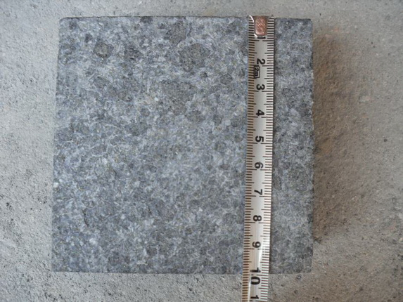 Black Paving/Black Kerbstone/ Flamed/Naturalsplit Fudingblack Basalt Floor/Flooring/Paving/Paver/Cube Stone for Outside/Landscaping/Carparking/Garden Decoration