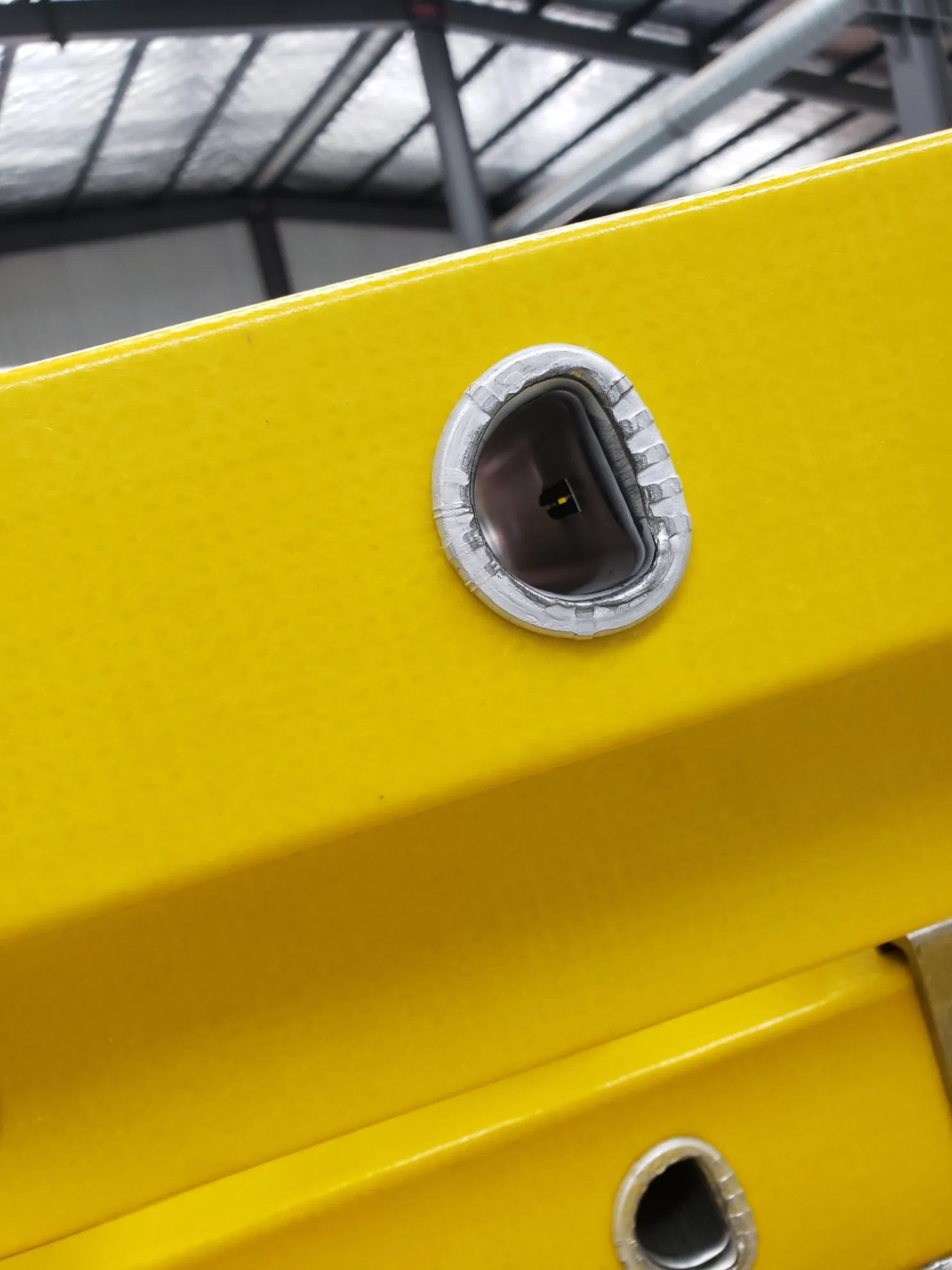 China Manufacturer Best Price Supply 6.5 Meters Extension Fiberglass Ladder to South America Market