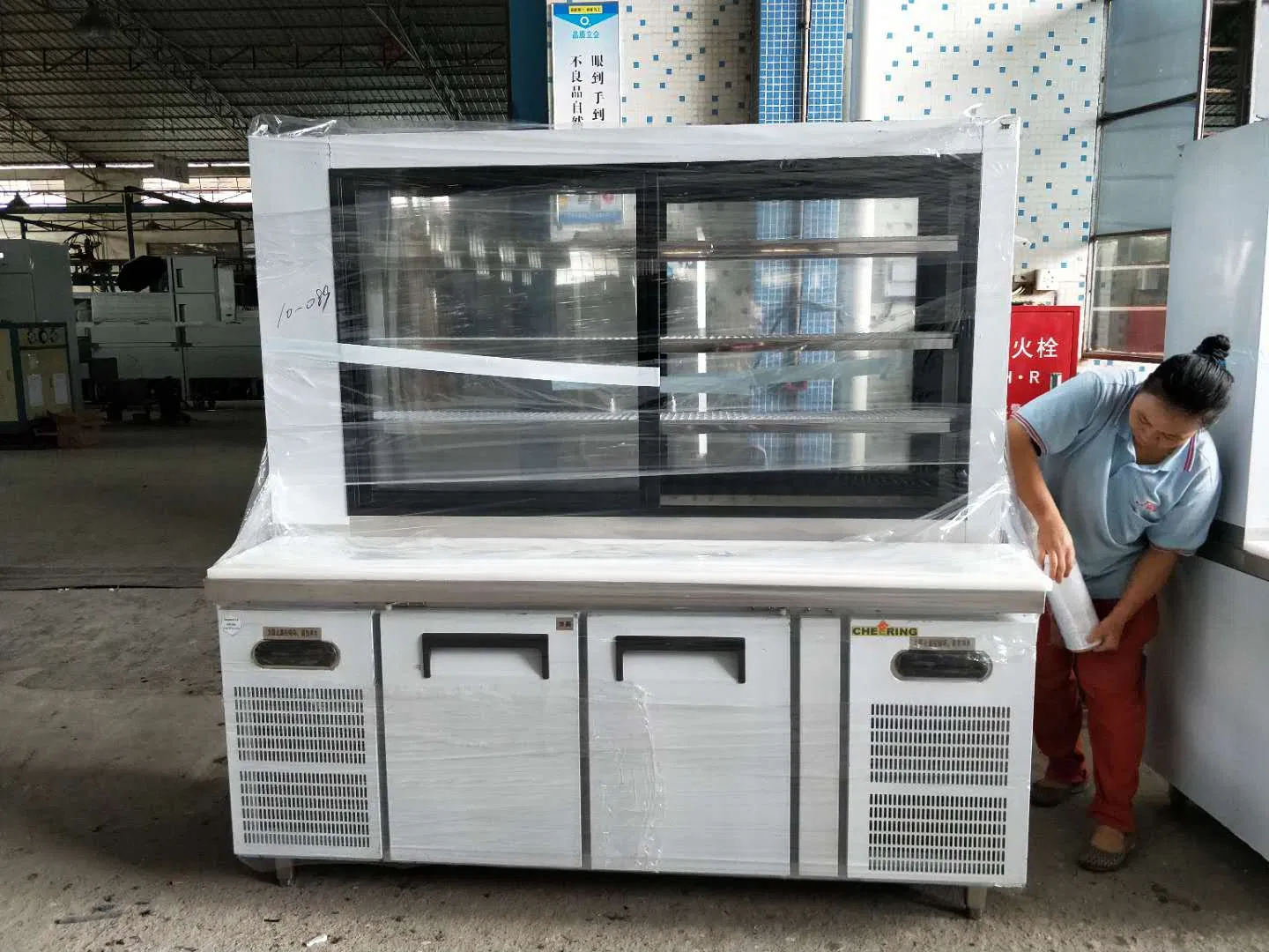 Customized Counter Work Bench Refrigerator with Chopping Block