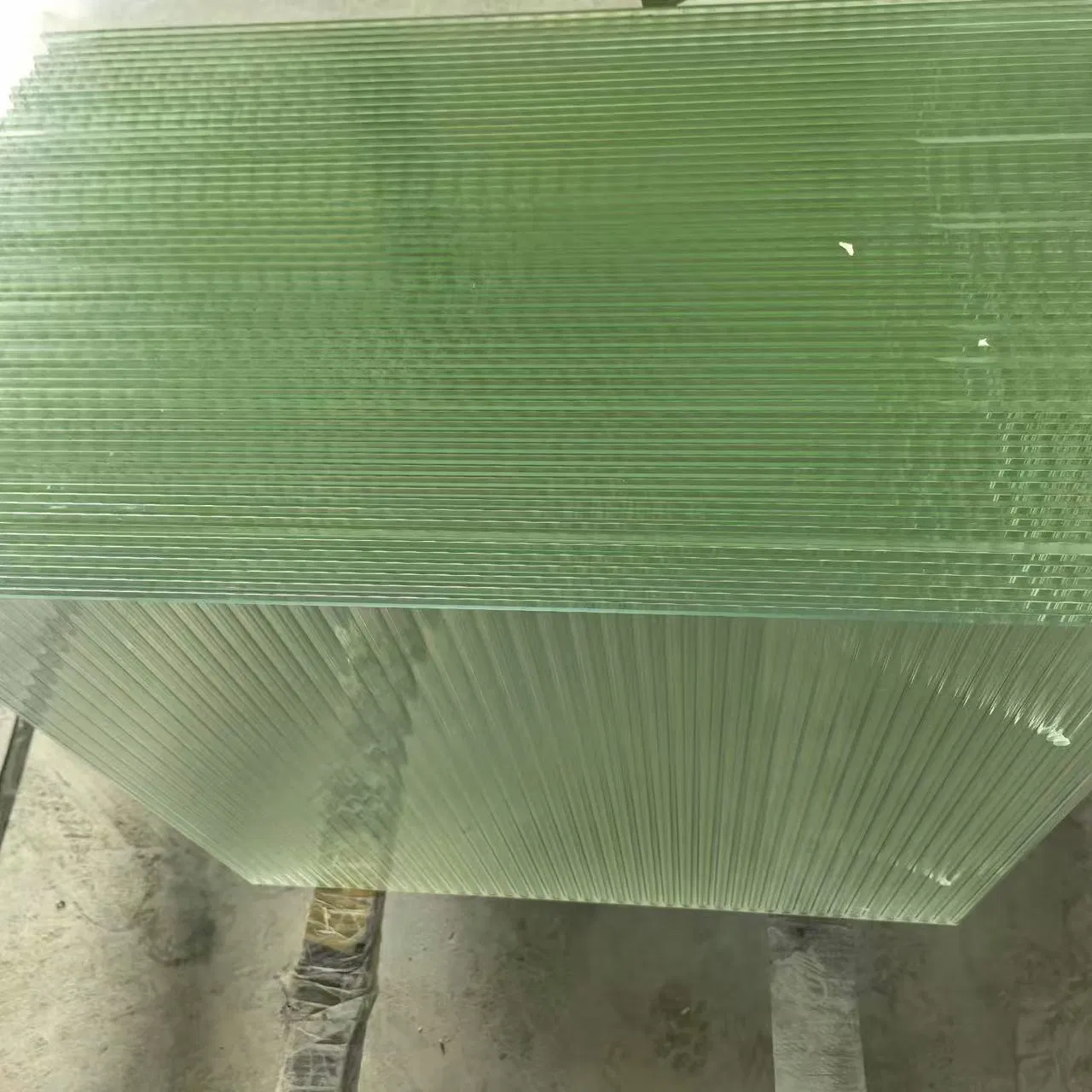 Decorative Transparent Tempered Ribbed Reeded Moru Wave Fluted Glass/Art Figured Textured Sheet Glass/Pattern Glass Panel