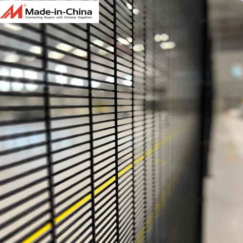 2.0m 3D Curved Welded Mesh Fence 50X150mm for Military Camp Security