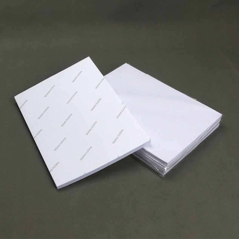 Self-Adhesive Glossy Paper for Print Logos in Colors 135g A4 Inkjet Paper