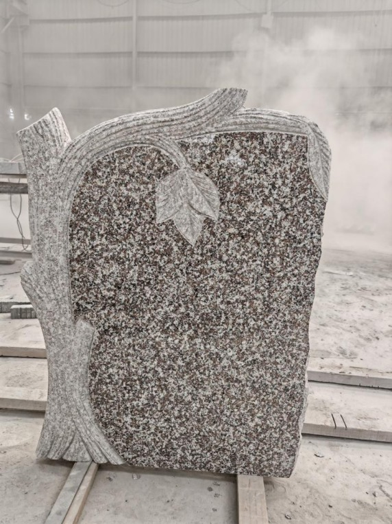 Hot Sell Romanian Style G664 Brownstar Granite Headstones for Tombstones Cemetery Memorial Use
