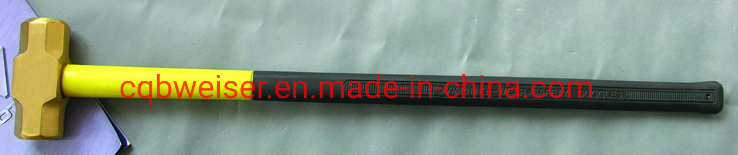 Кувалда двусторонняя кованая с деревянной/фиберглассовой ручкой