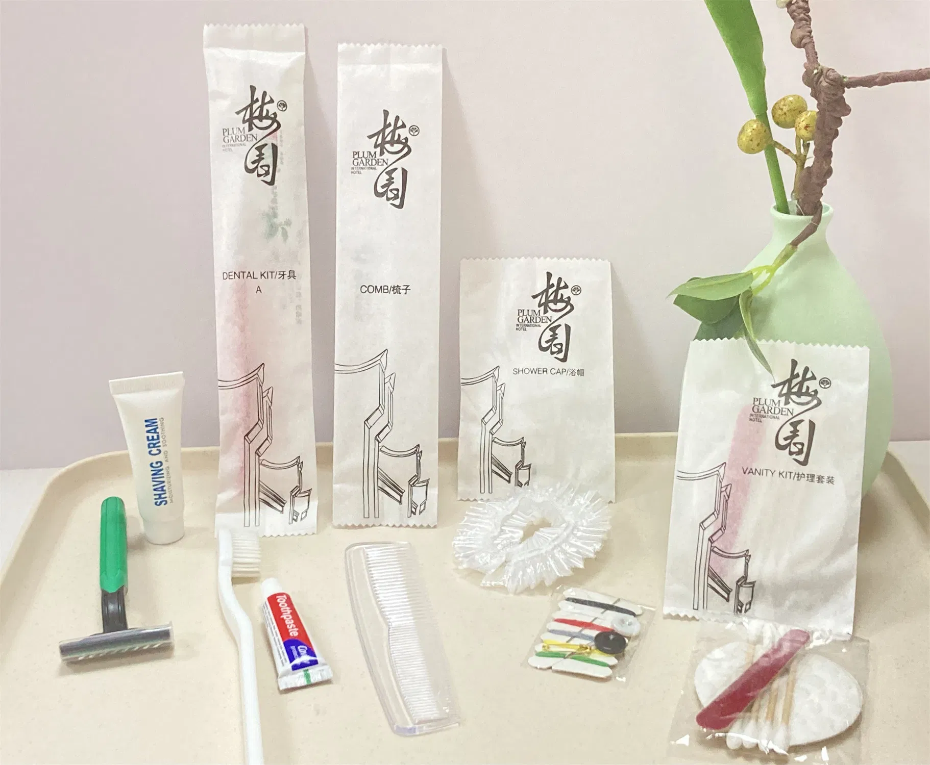 Eco Friendly Bamboo Amenities Luxury Hotel Supplies Amenity Kit Homestay Amenities Set with Bamboo Products