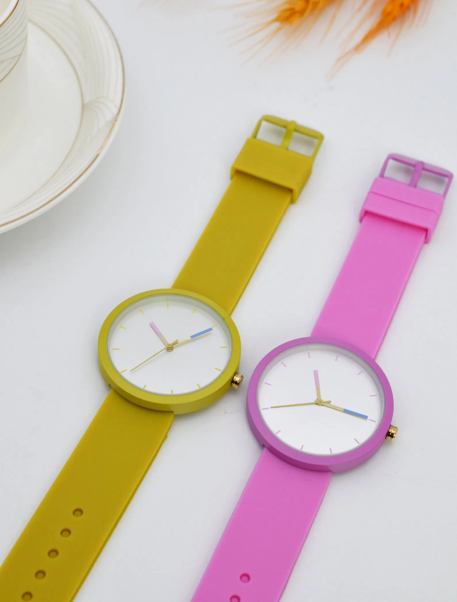 Hot Sale Wholesale Cheap Price Custom Logo Lady Watch Silicon Strap Colorful Creative Design Wrist Kids Watch