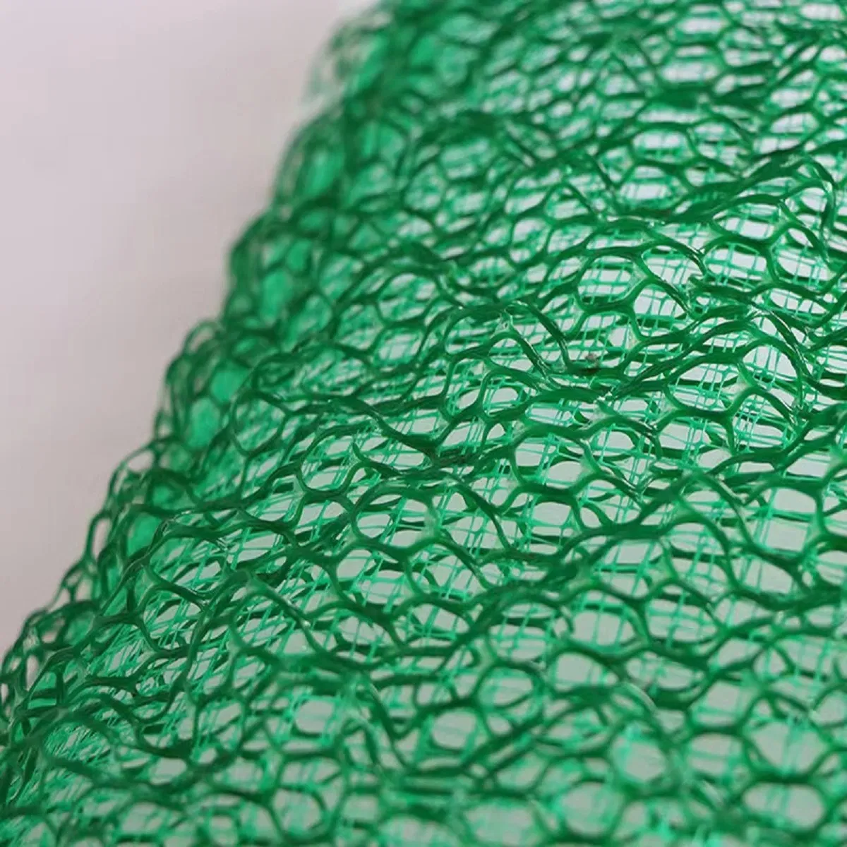 Innovative Mat for Soil Stabilization and Erosion Control Applications