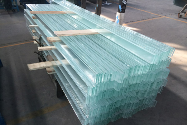 Low Iron Ultra Clear Heat Strengthened Safety Glass Crystal Clear Tempered Glass