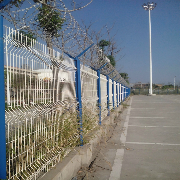 Customized Top Quality Galvanized High Security Wire Mesh Wall Anti Climb Airport Fence