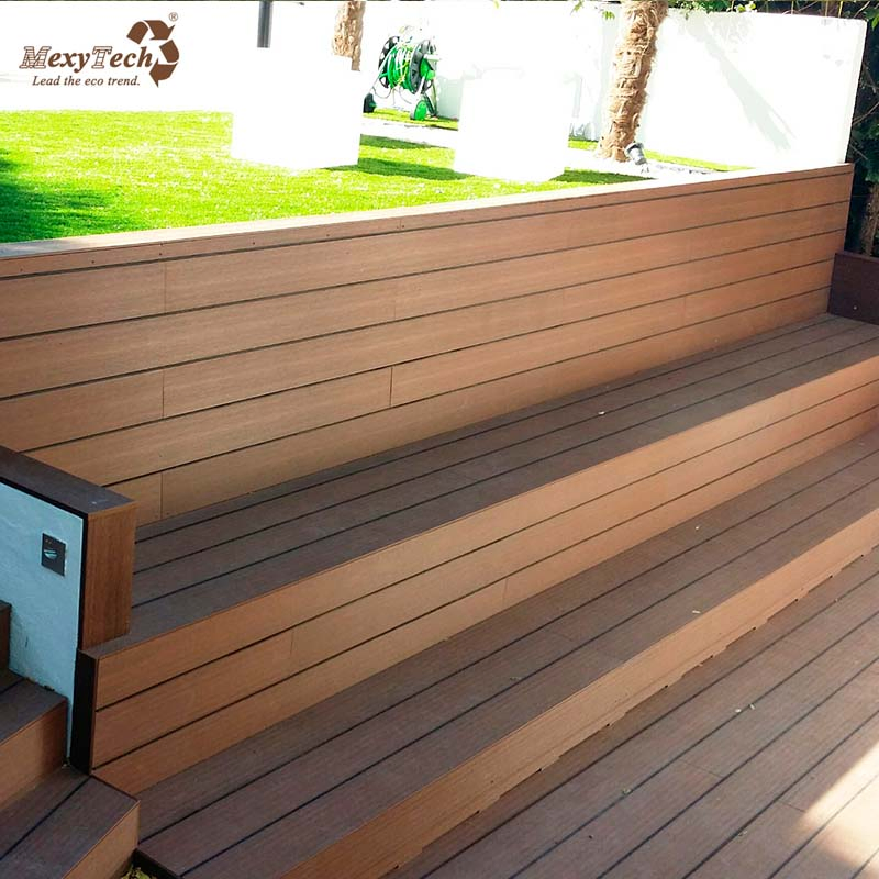 New Design Outdoor Used Extruded Plastic Composite Decking