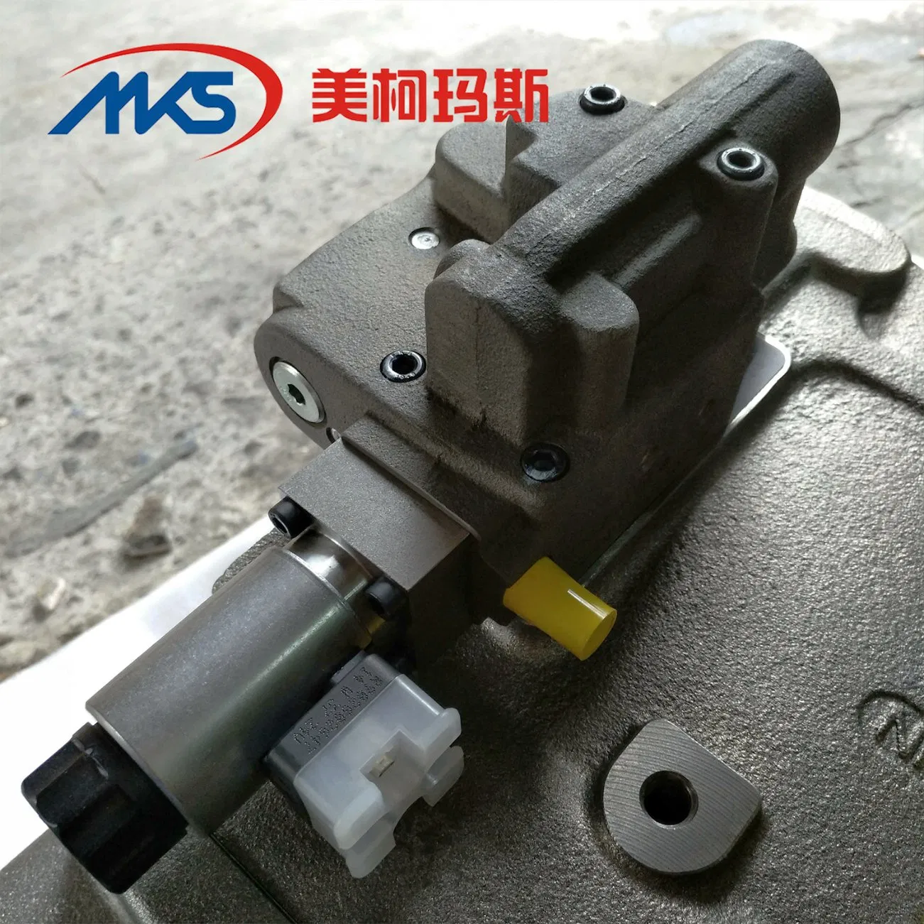 in Stock Agriculture Industrial Machine Excavator Repair Spare Part Accessory 705-41-02320 PC27 35mr-1 PC28uu-3 Hydraulic Main Gear Piston Oil Motor Pump