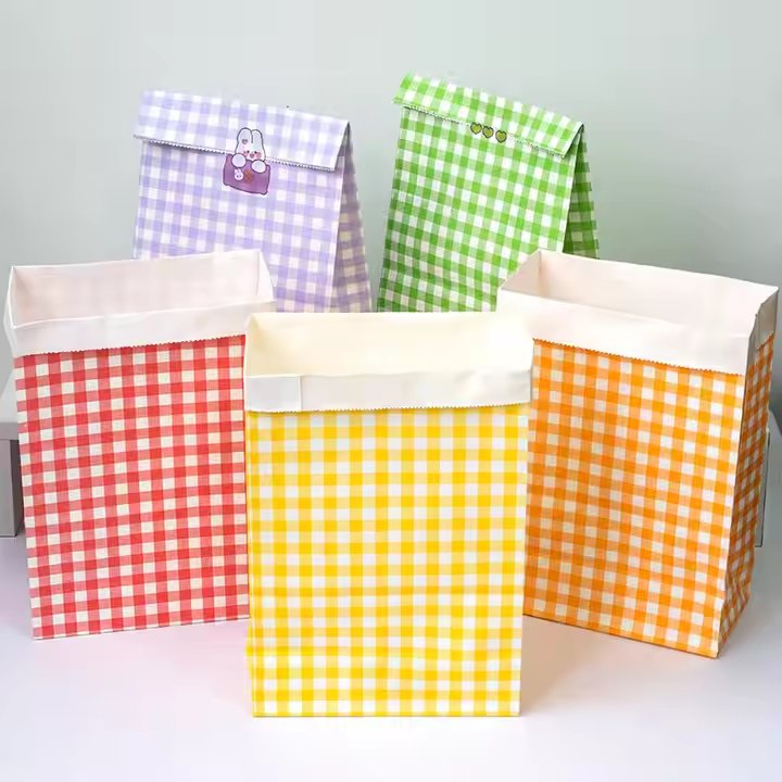Colorful Plaid Kraft Paper Bag Cookies Candy Christmas Gift Bakery Treat Bags
