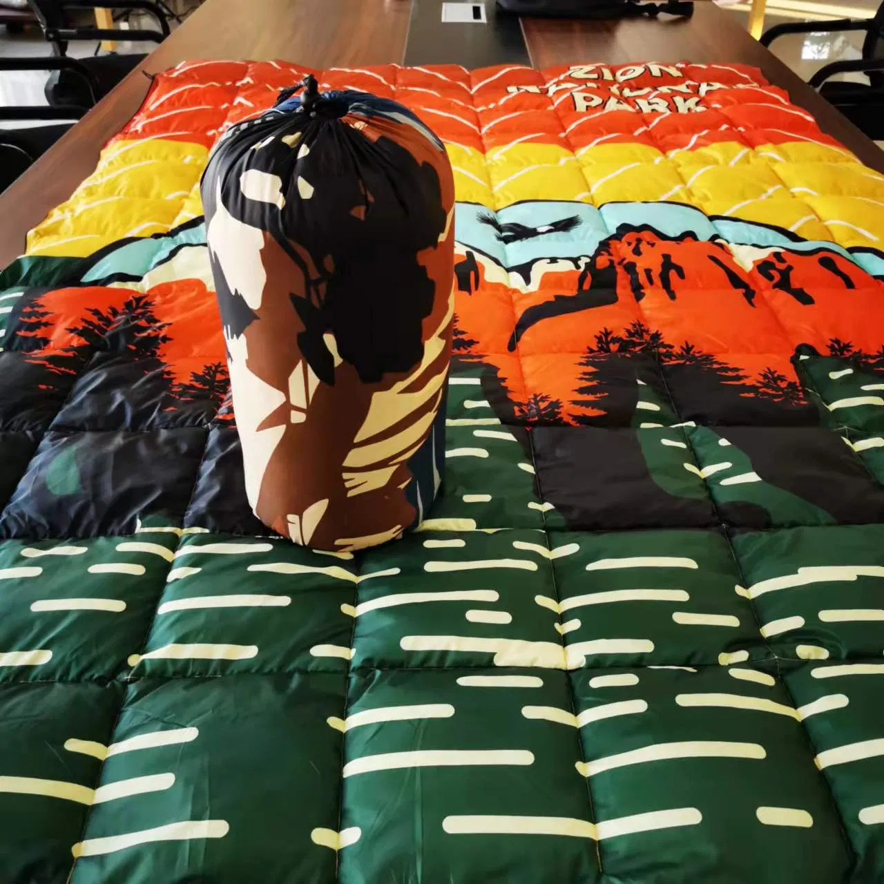 New Digital Design Printed Outdoor Travel Down Blanket