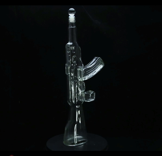 Handmade Glass Bottle Decanter Ak 47 Gun Shape Bottle Glass Whiskey Decanter and Glasses Sets