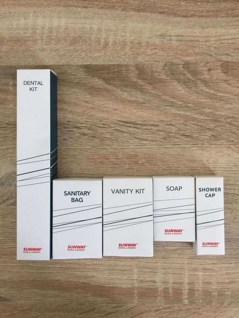 New Design Hotel Bathroom Toiletries Amenities Set/White Box Packing Hotel Amenities