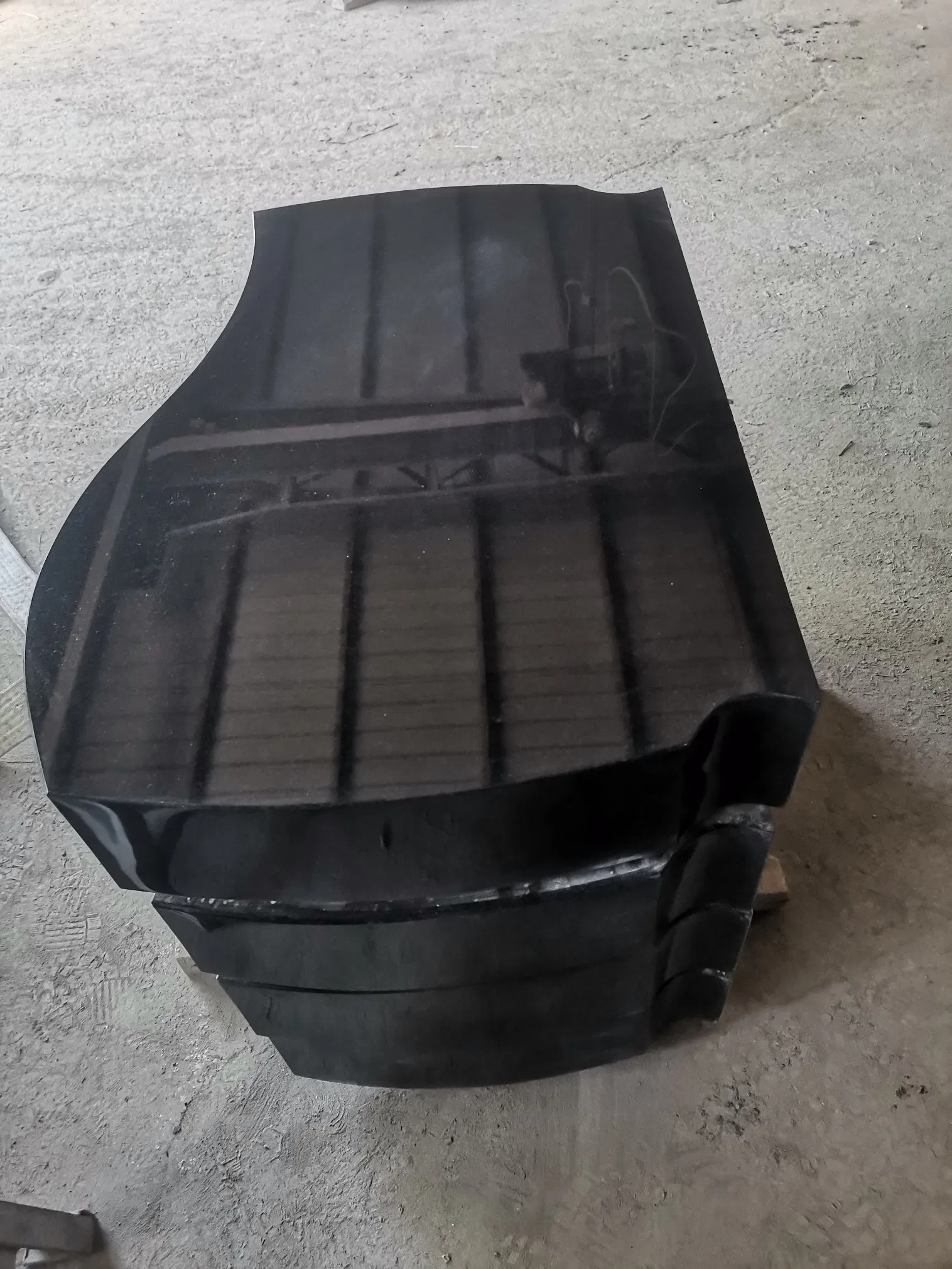 American Style China Absolute Black Granite Upright Headstones Monument Special Design Customized