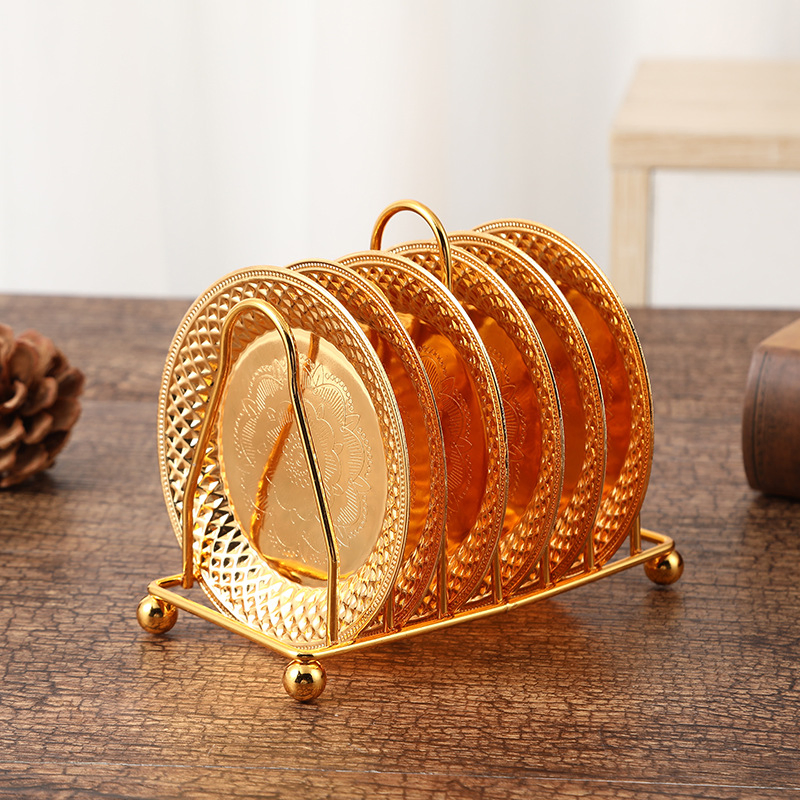 Luxury Style Dining Metal Plates, Suitable for Use in Family Hotels