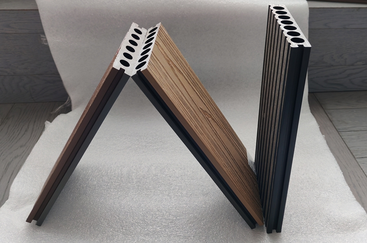 Outdoor PVC Wood Plastic Composite WPC Decking Tiles