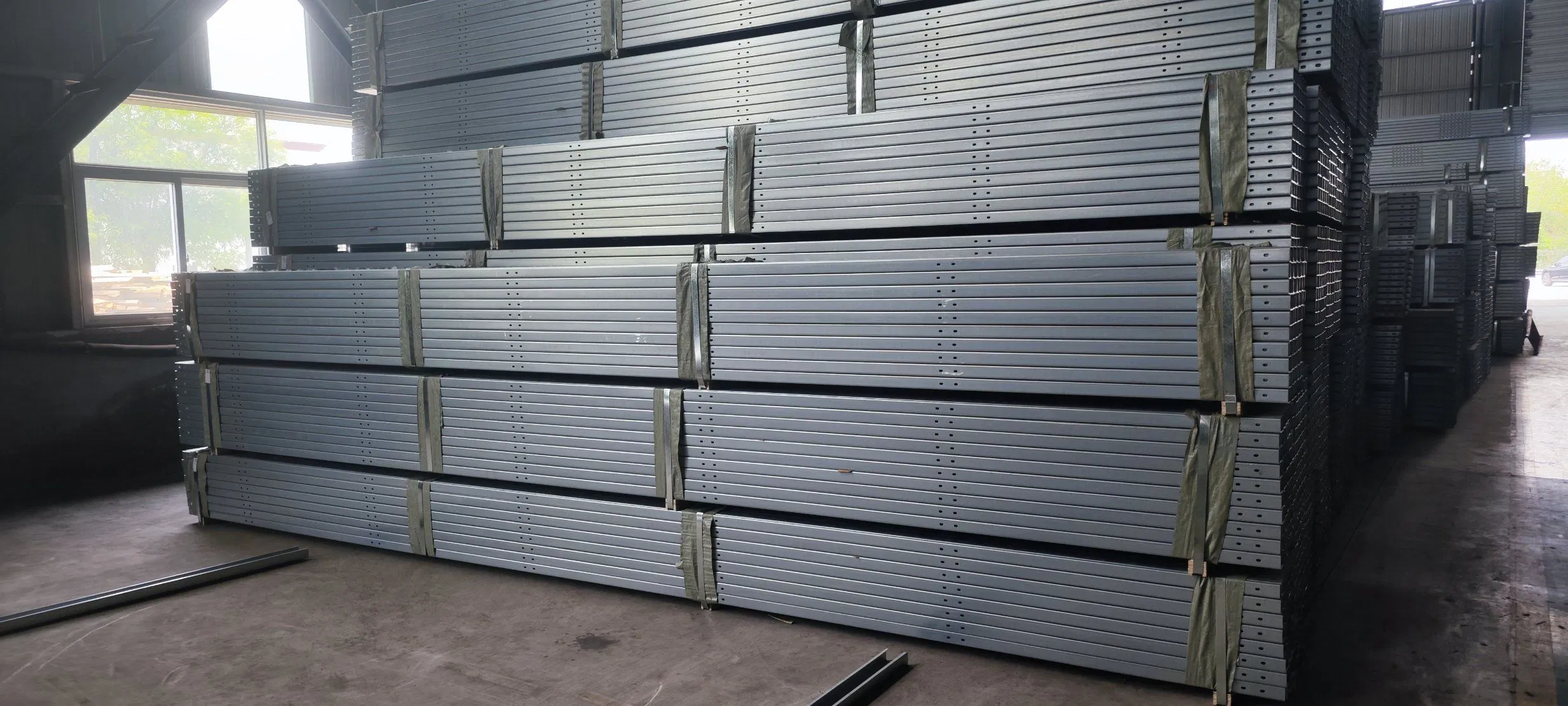 Photovoltaic Solar Power Generation Solar Bracket Mounting System Solar Panel Bracket Support