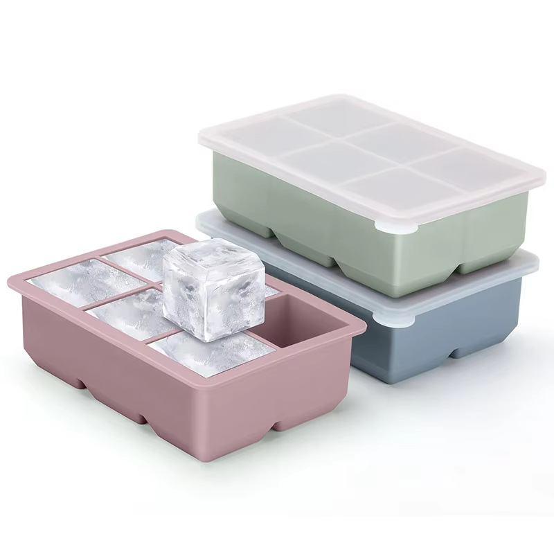 BPA Free Silicone Ice Cube Trays Large Size Stackable Flexible Silicone Ice Cube Molds with Leak Proof Removable Lid
