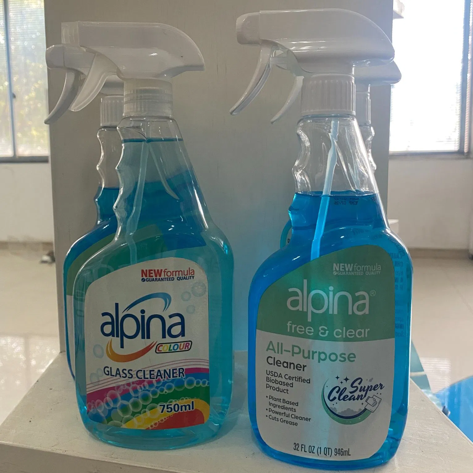 Miuge Glass Cleaner Spray Bottle Original Blue