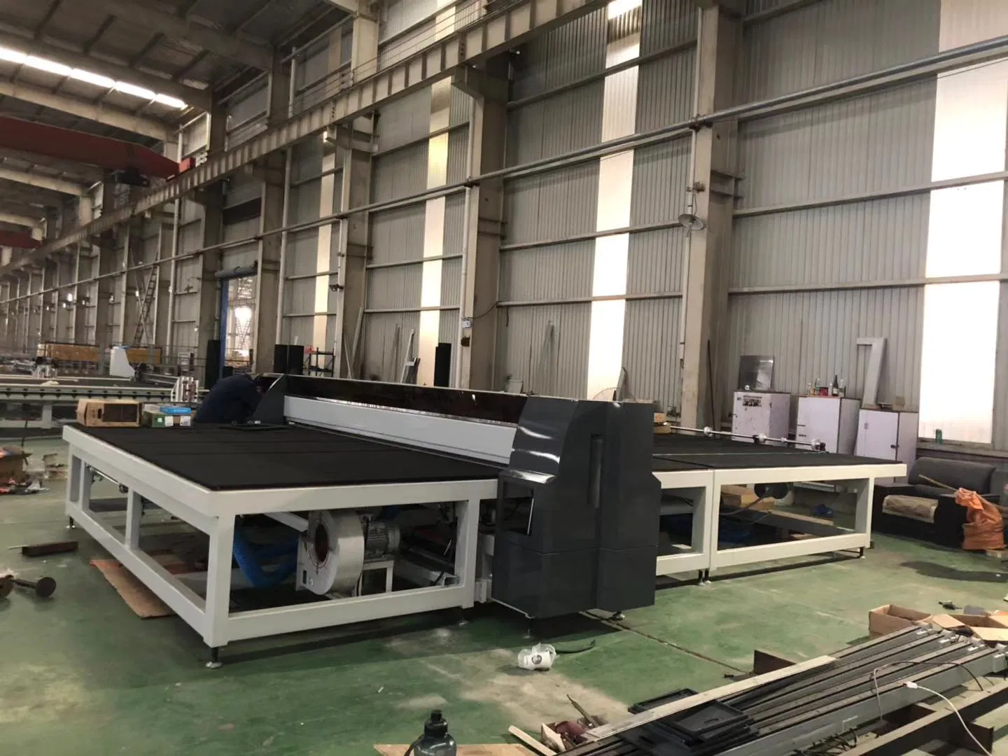 Factory Provide Hot Sale Laminated Glass Cutting Machine Cheap Laminated Glass Cutting Table