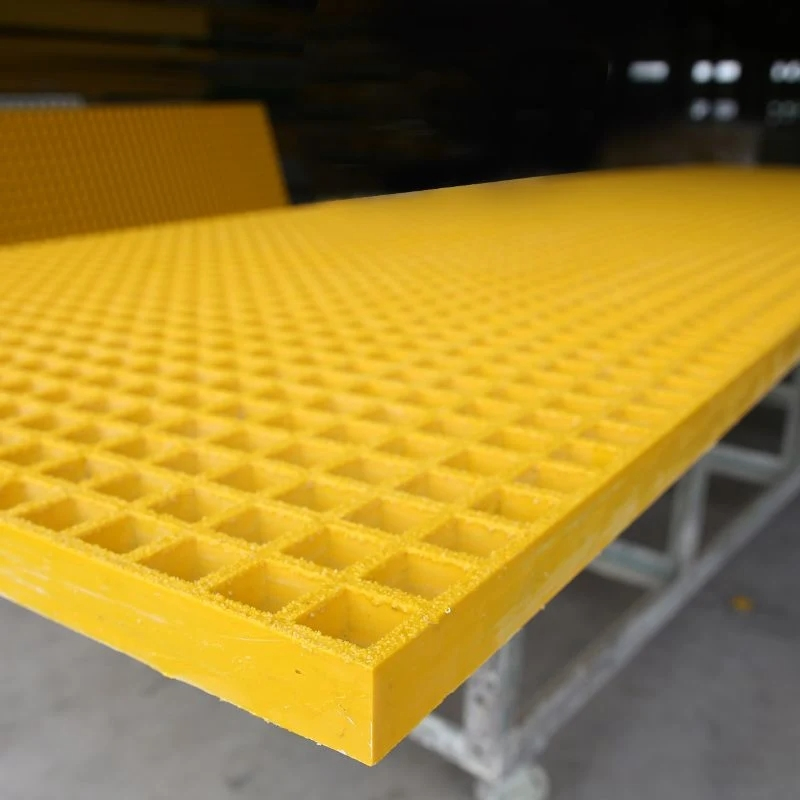 M3825 Lightweight High Strength Cost-Effective Solution Durable Long Lasting Industrial Use Molded Flooring Fiberglass 38mm UV Manufacturer Custom FRP Grating
