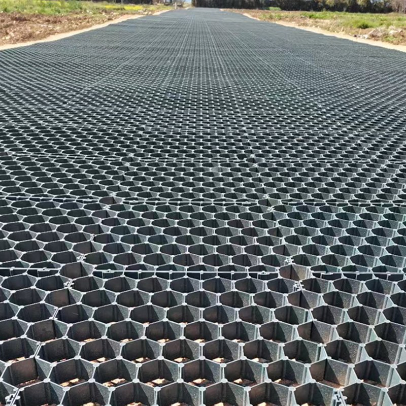 Honeycomb Plastic Grass Driveway Mesh Grid Gravel Stabilized for Vehicle and Pedestrian Traffic Core Landscape