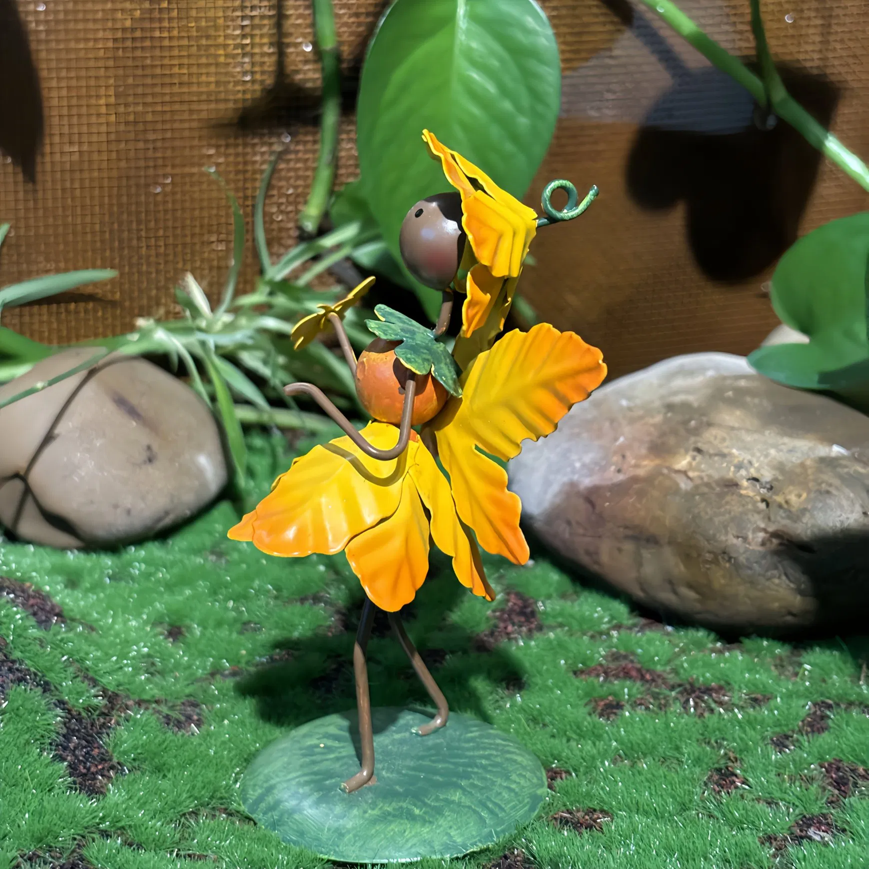 Custom Decorations Whimsical Mininature Metal Fairy Ornaments Perfect for Gifts