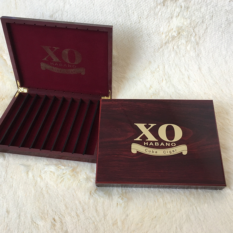 Vintage Wooden Cigarette Box with Laser Engraving Custom Logo
