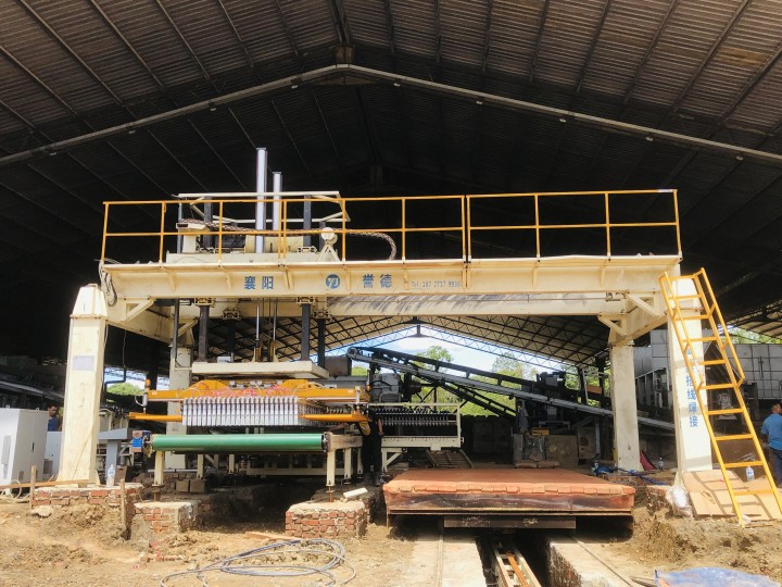 Red Perforated Clay Bricks for Construction Bricks Factory Hollow Red Brick Automatic Tunnel Kiln