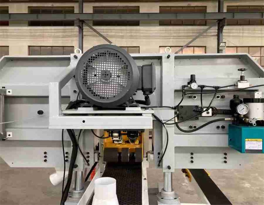 Пила ленточная горизонтальная