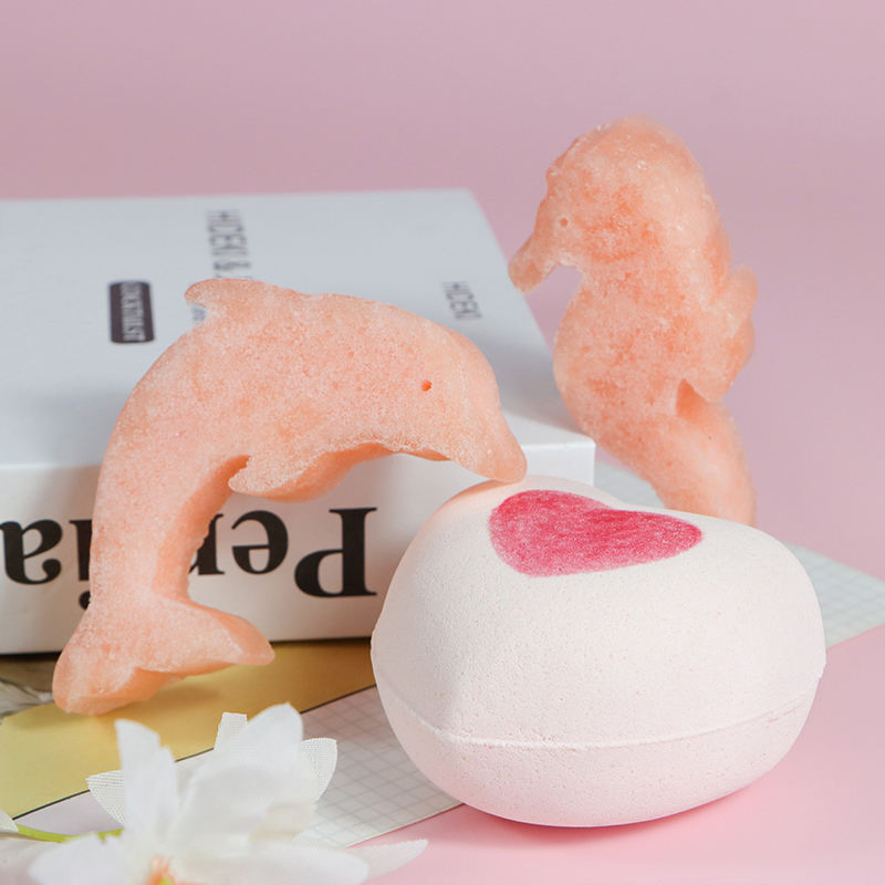 Deluxe Basket Care Package Love Bath Salt Ball Sponge Soap Aromatherapy Candles Get Well Women SPA Self Care Gift Set