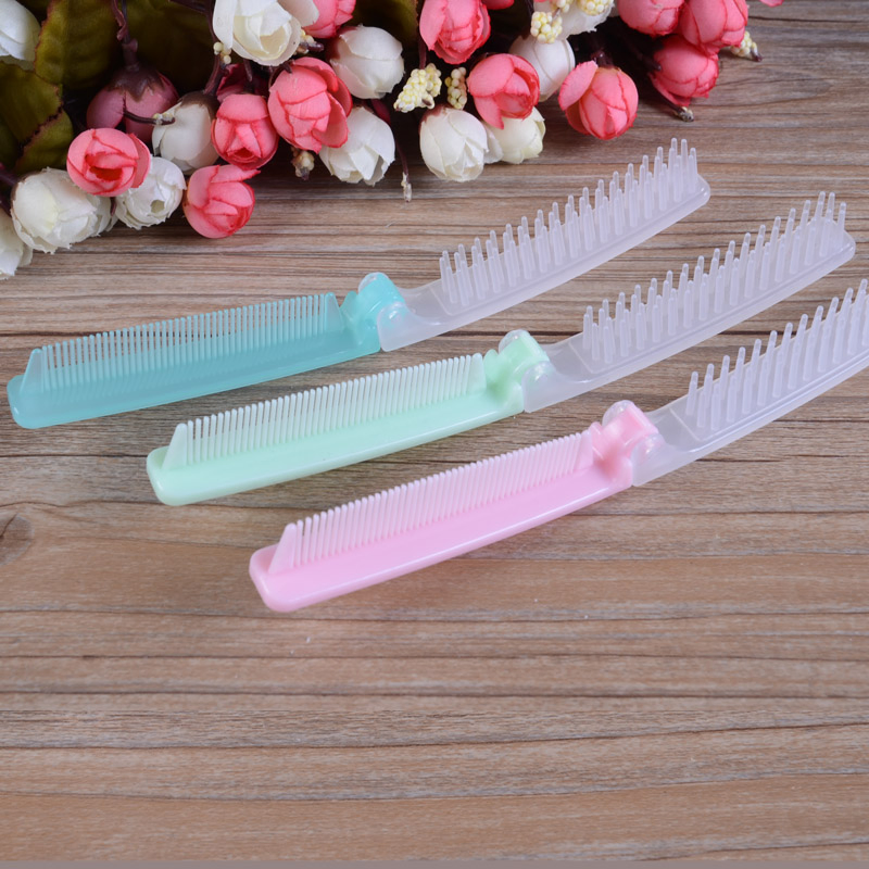 Colorful Hotel Bathroom Foldable Disposable Plastic Hair Comb in Sleeve