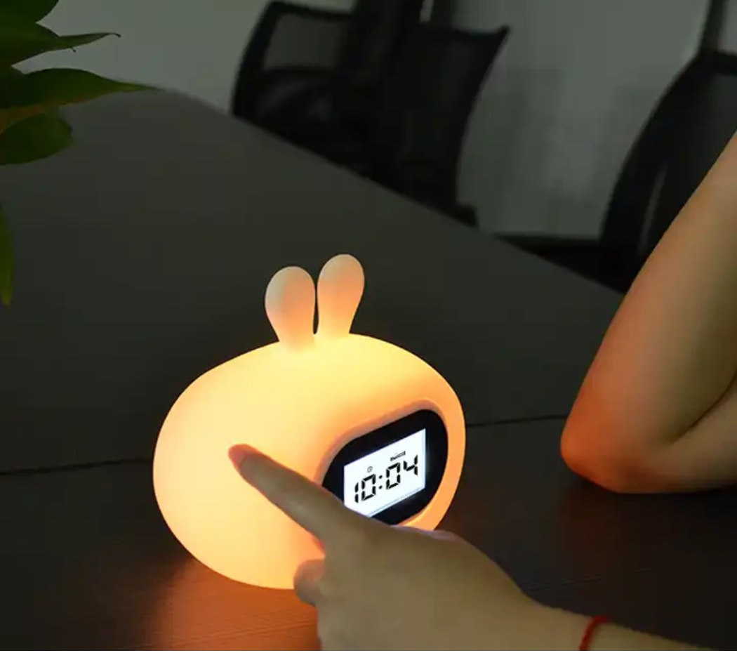 Smart Wake up Night Light Children Analog Retro LED Sunrise Table Alarm Clock