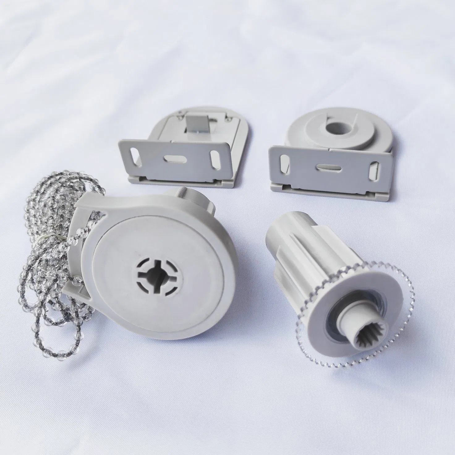 Strong Load-Bearing Capacity 38 mm Double Roller Blinds ABS Mechanism Accessories