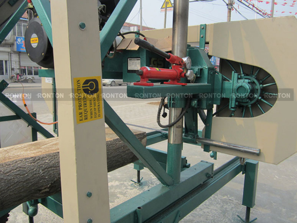 Станок ленточнопильный портативный MJ1300