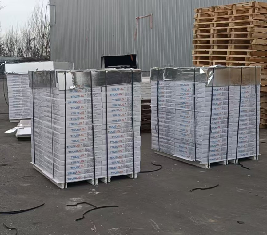 Decorative Vinyl Faced Gypsum Tiles with Heat Insulation Aluminum Foil Back