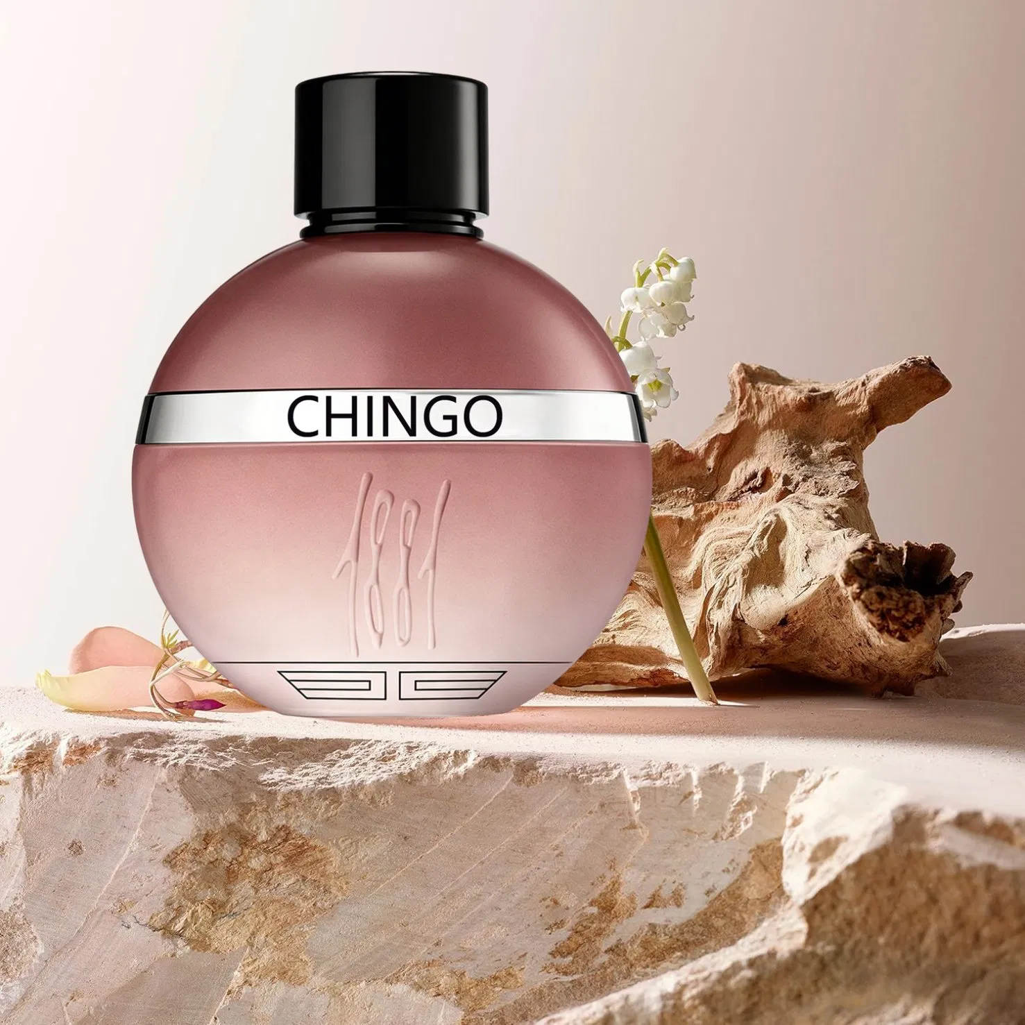 Clean Crisp Airy Light Refreshing Reviving Scent Perfume