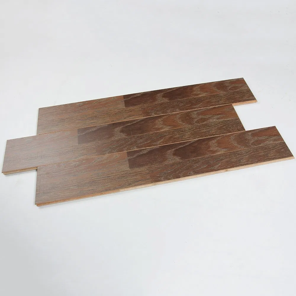 Ламинат 32 класса AC4 Дуб Ёлочка глянцевый