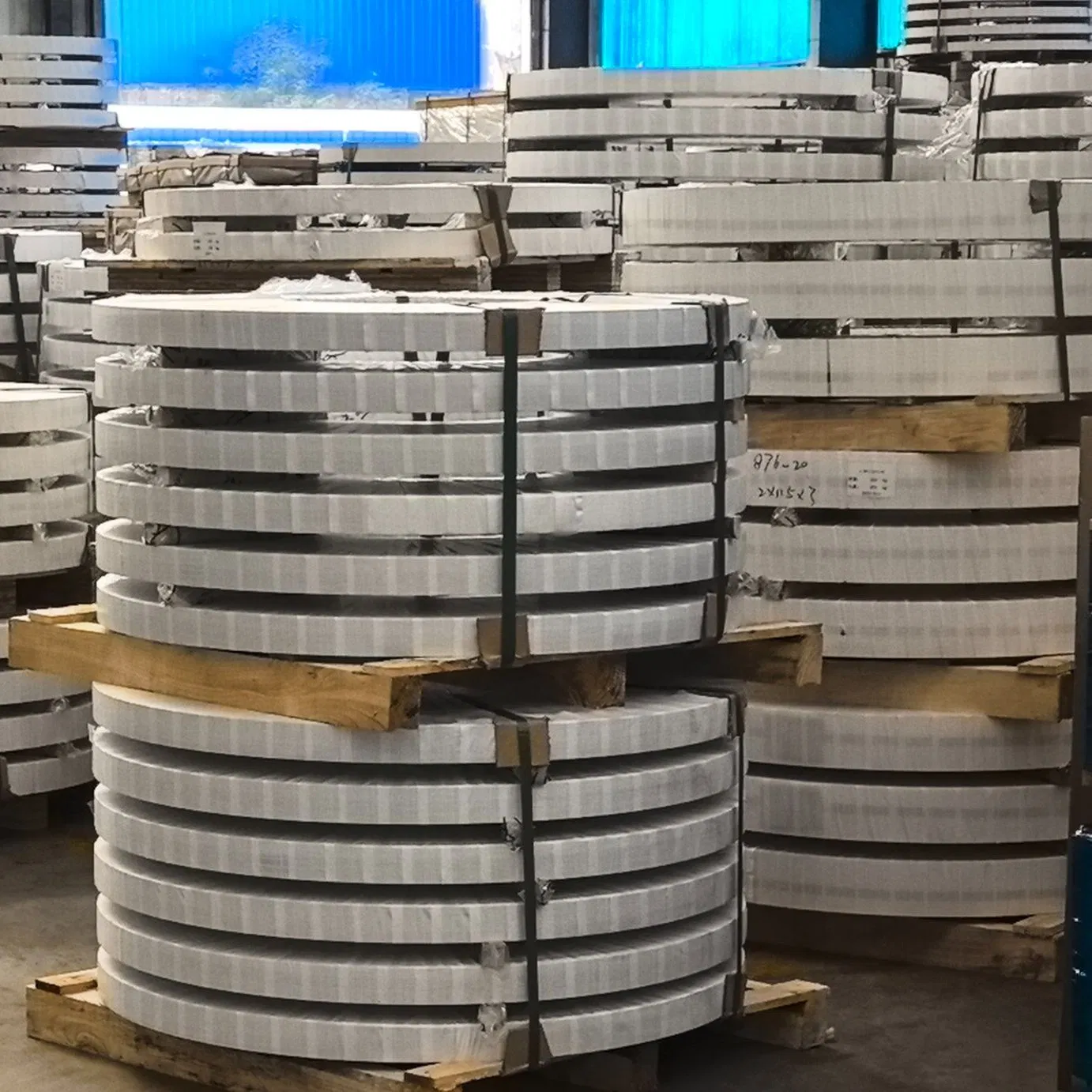 Предокрашенный алюминиевый рулон