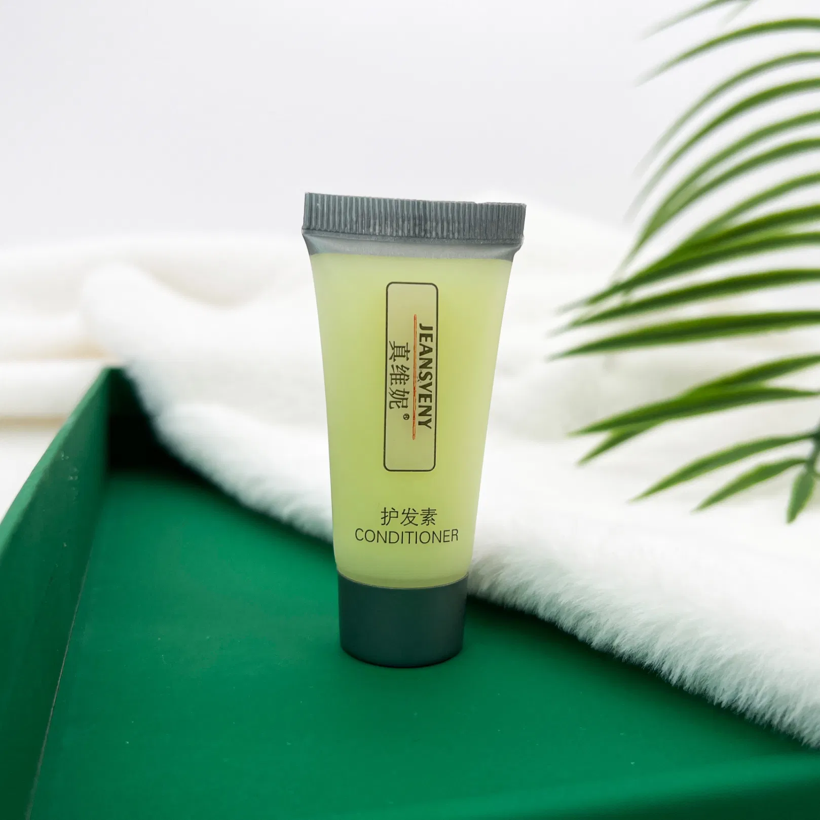 Premium Hotel Shower Gel 20ml - Green Apple Mint Fragrance in Eco-Friendly Bottle, Bulk Disposable Toiletries