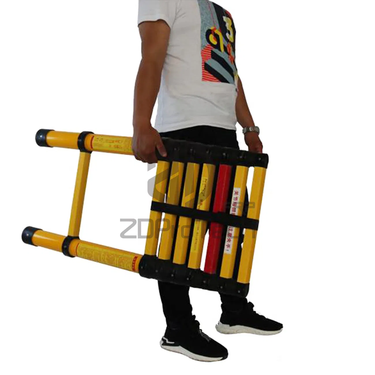 Pultrusion Safety Lightweight 3m Fiberglass Telescopic Step Ladder / FRP Ladder