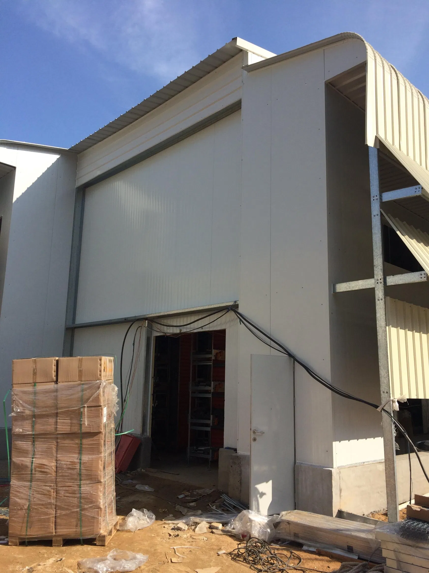 Quickly Built Good Usage Easily Feed Steel Chicken Poultry Best Quality Easily Built Galvanized Steel Structure Chicken Coop House