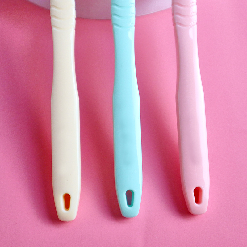 Wholesale Soft Silicone Tongue Scraper Tongue Cleaner Brush Oral Care Custom Logo