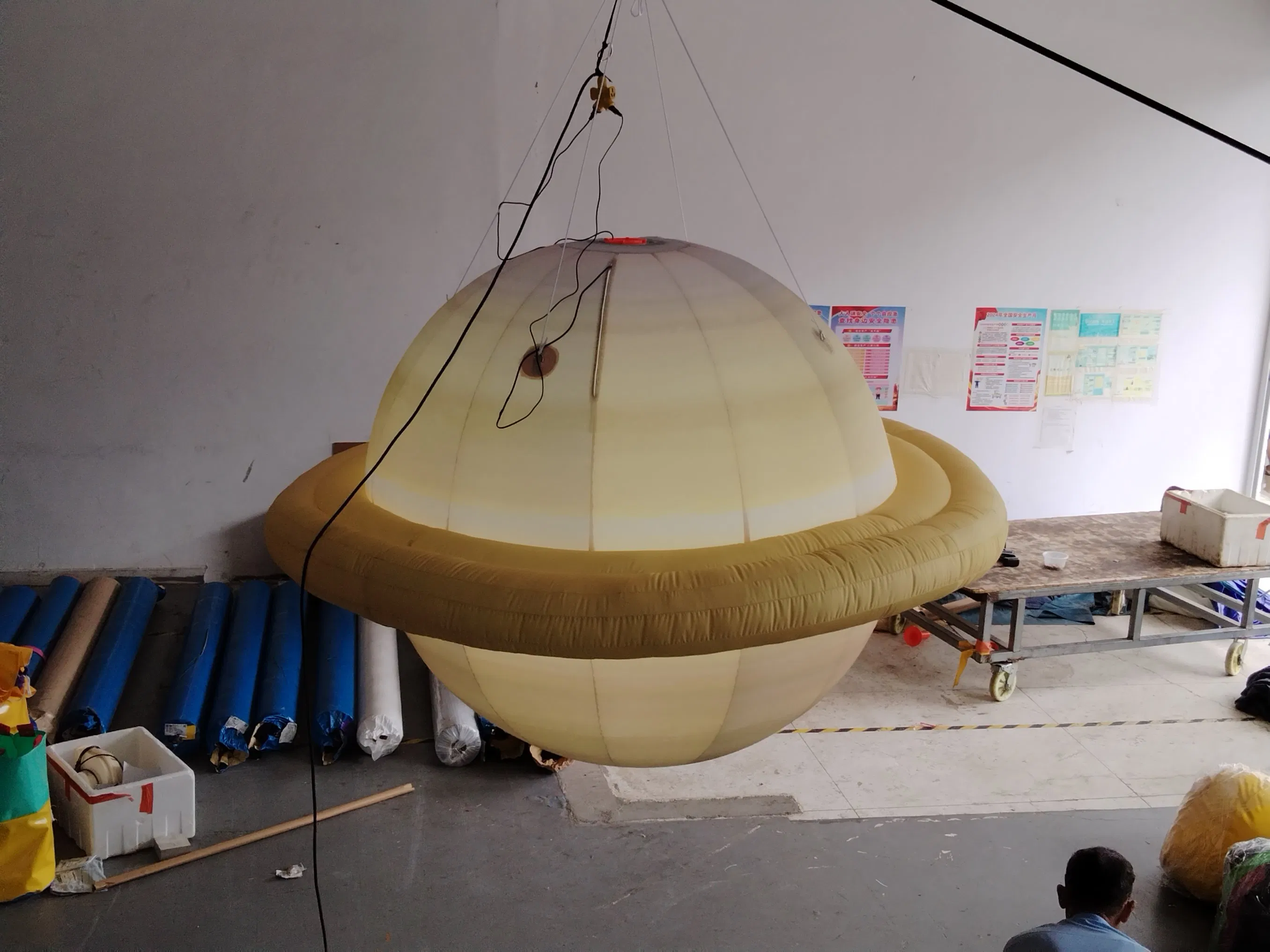 Saturn-Themed Inflatable Balloon for Space-Themed Event and Decoration Display
