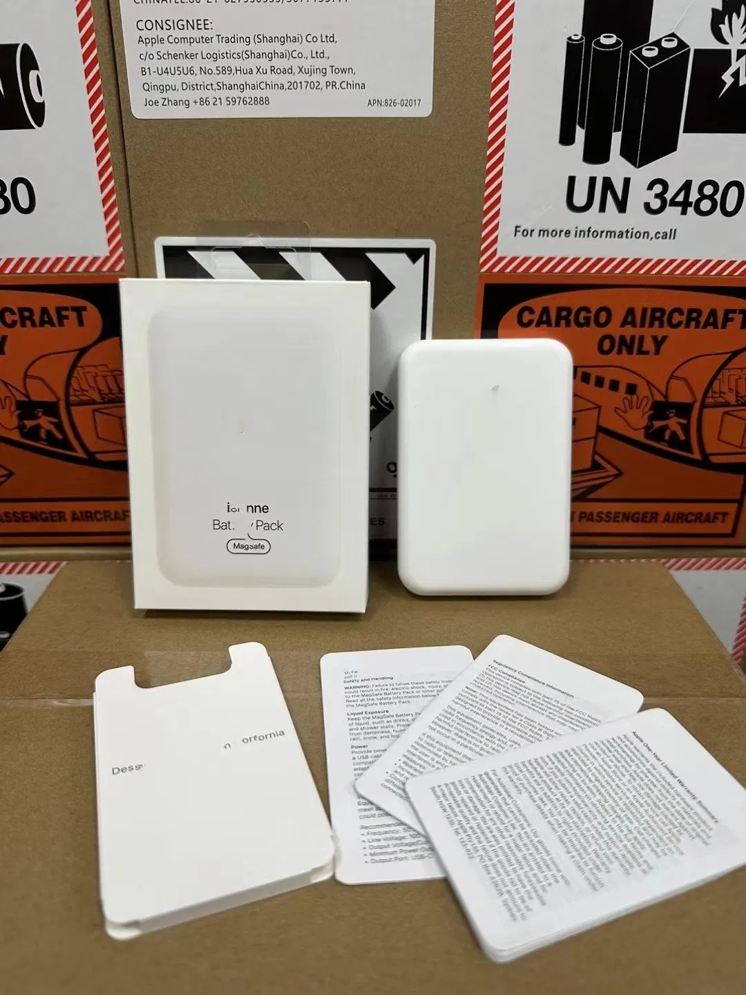 Customzied Logo Power Bank Mobile Phone Accessories Phone Charging Battery Pack